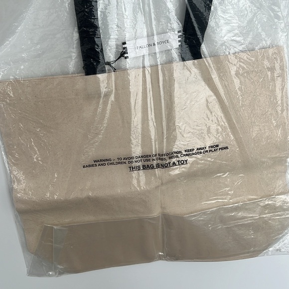 Fallon & Royce Tote Bag - Picture 5 of 6